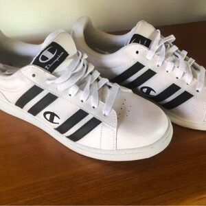 Champion Men’s Black and White Striped Sneakers Size 9.5